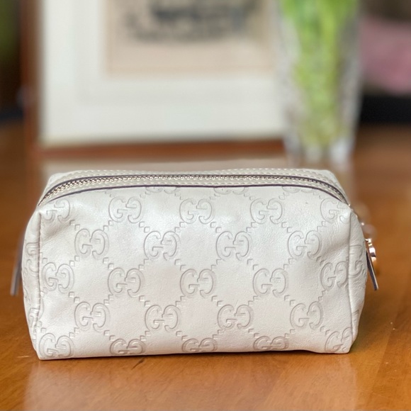 Gucci Leather Cosmetic Makeup Pouch - Picture 14 of 14